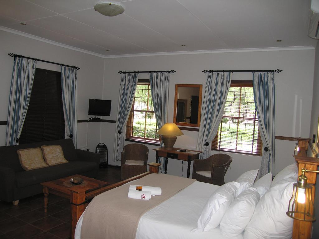 בופורט ווסט Beaufort Manor Country Lodge מראה חיצוני תמונה