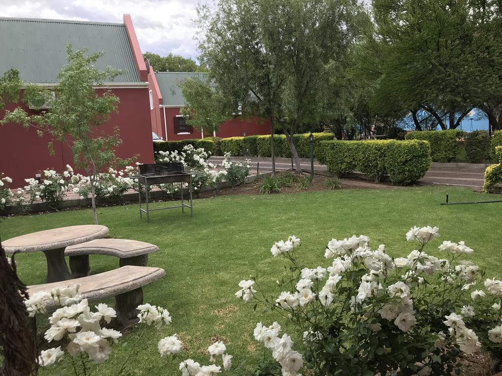 בופורט ווסט Beaufort Manor Country Lodge מראה חיצוני תמונה